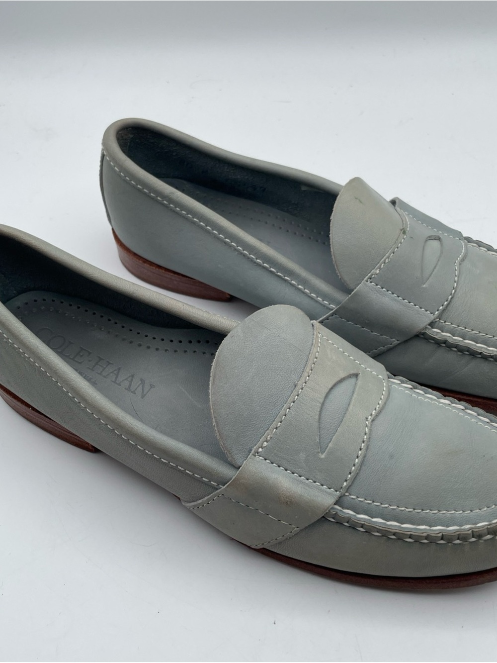 Vintage Cole Haan Made in USA Women's Penny Loafers Gray Leather Hand Sewn US 8M